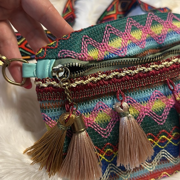 Super cute tassel fanny pack - Picture 5 of 5